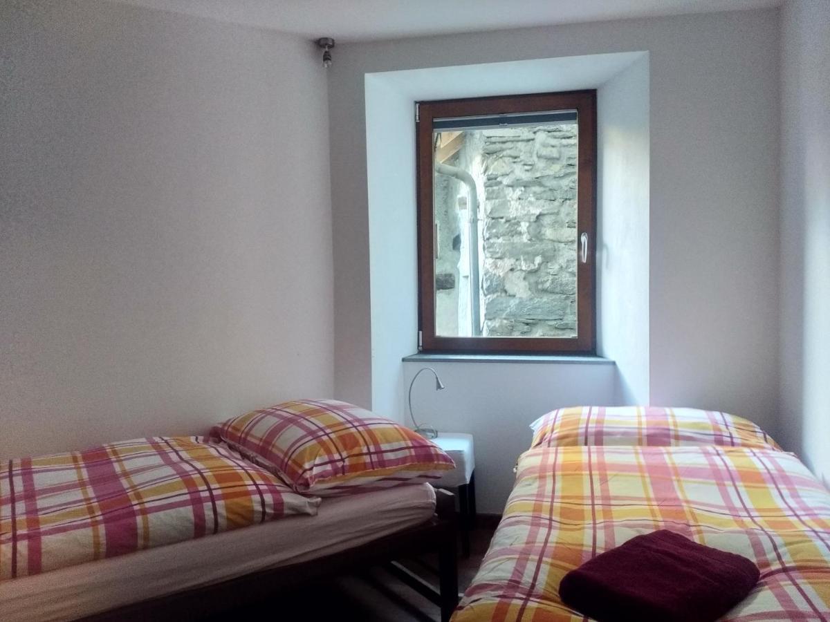 Appartement "Luigi Loft" Intragna Exteriör bild